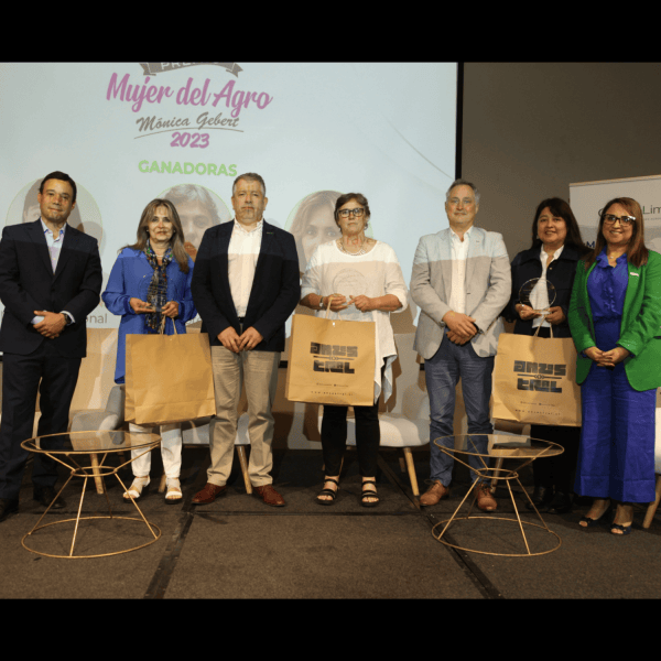 AFIPA entregó "Premio Mujer del Agro Mónica Gebert 2023"